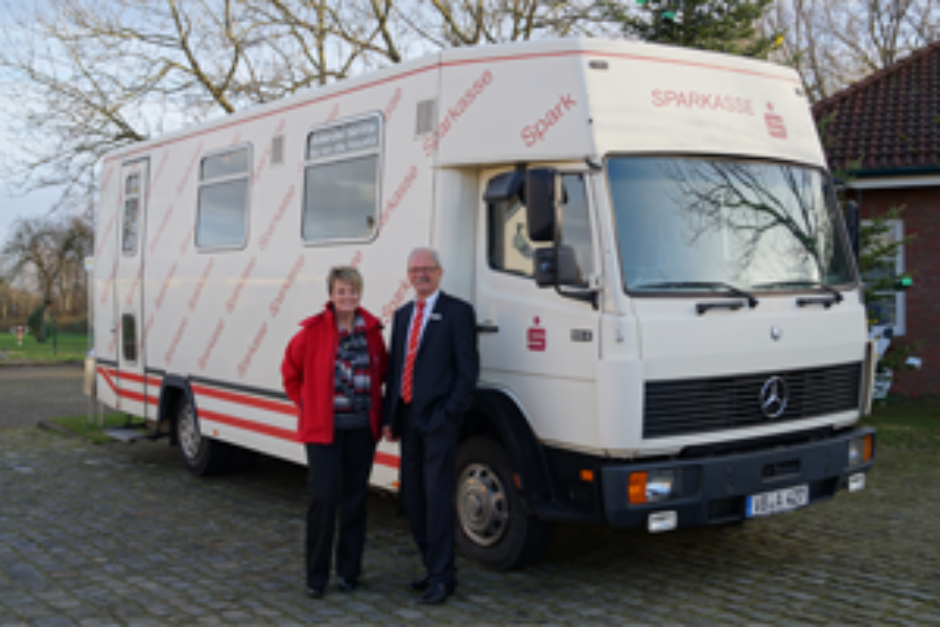 Mobile Geschäftsstelle der Weser-Elbe Sparkasse startet