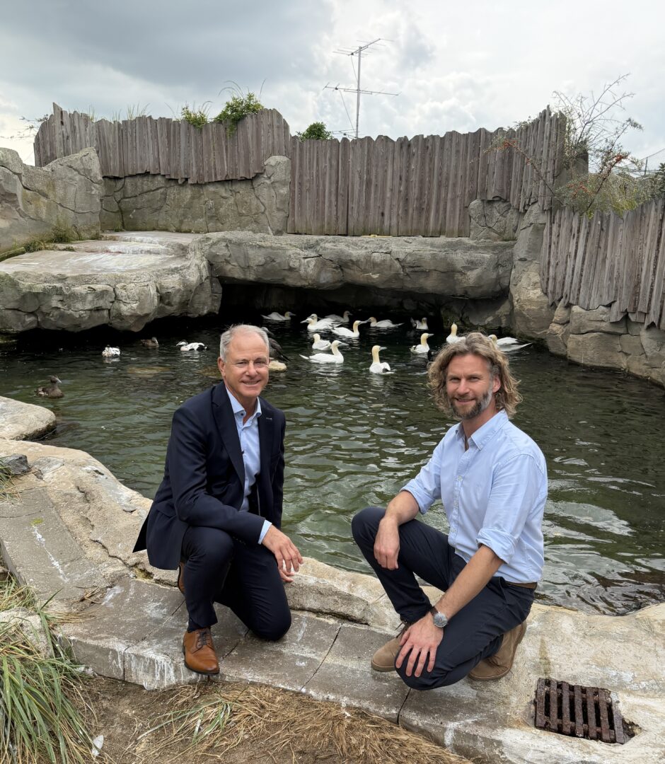Weser-Elbe Sparkasse unterstützt Bildungsarbeit im Zoo am Meer – Eine starke Partnerschaft für Artenschutz und Bildung